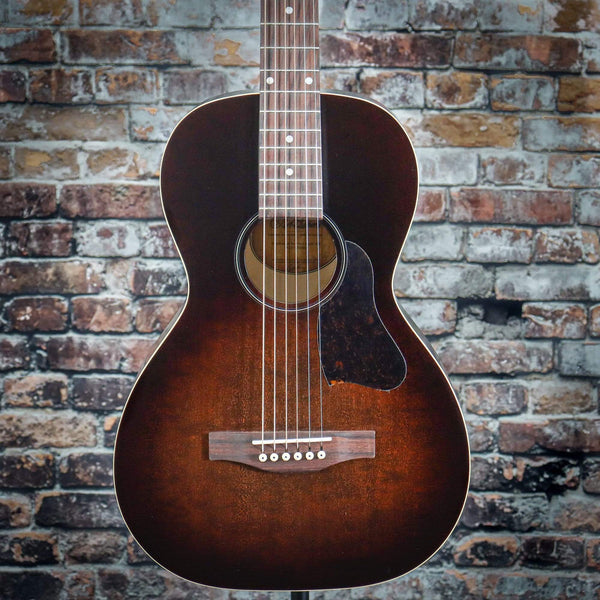 Art & Lutherie Roadhouse Parlor Acoustic Guitar | Bourbon Burst