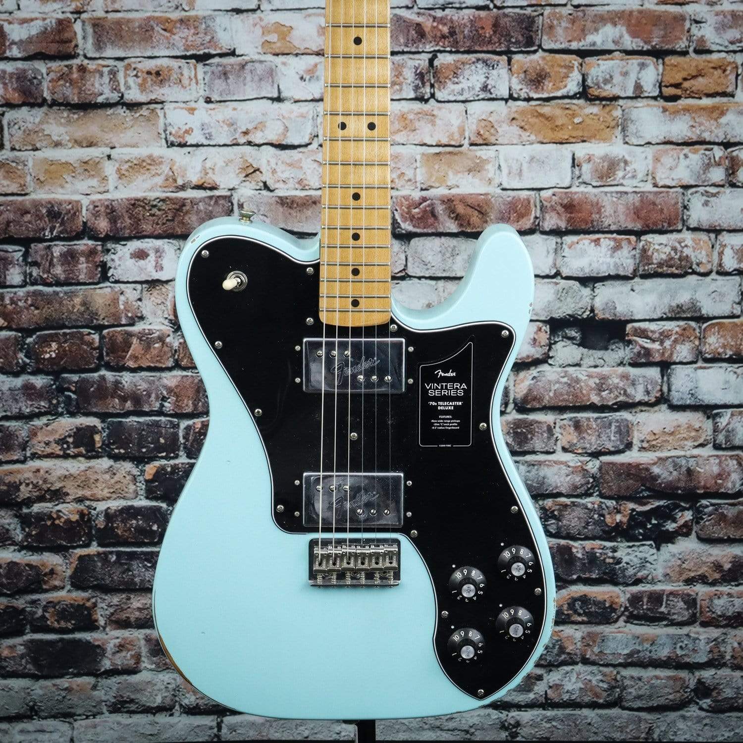 Fender vintera road worn 70s telecaster deluxe daphne deals blue